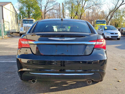 2014 Chrysler 200 Limited