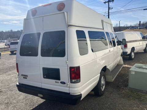 2009 Ford E-Series E-350 SD