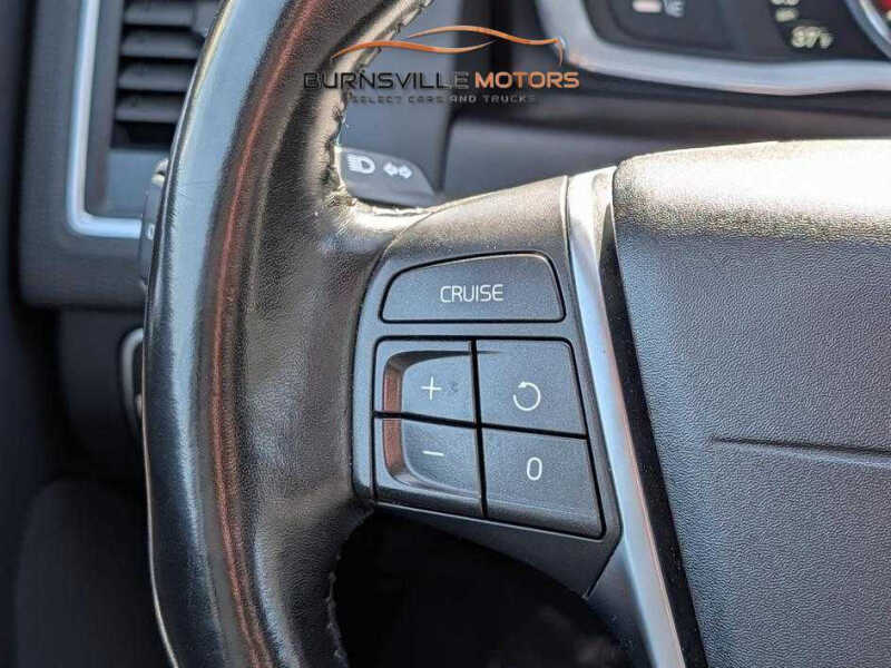 2017 Volvo XC60 T5 Inscription