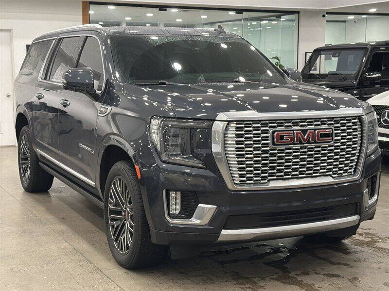 2022 GMC Yukon XL Denali