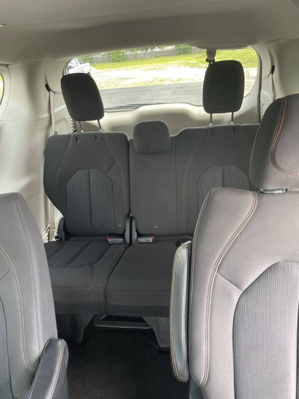 2017 Chrysler Pacifica Touring