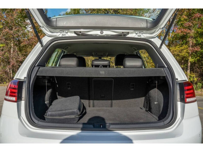 2017 Volkswagen e-Golf SEL Premium