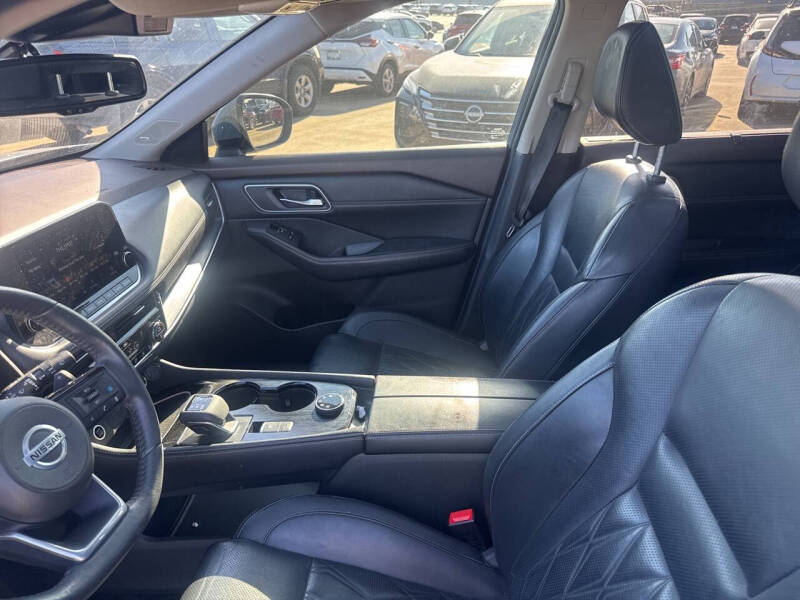 2021 Nissan Rogue Platinum