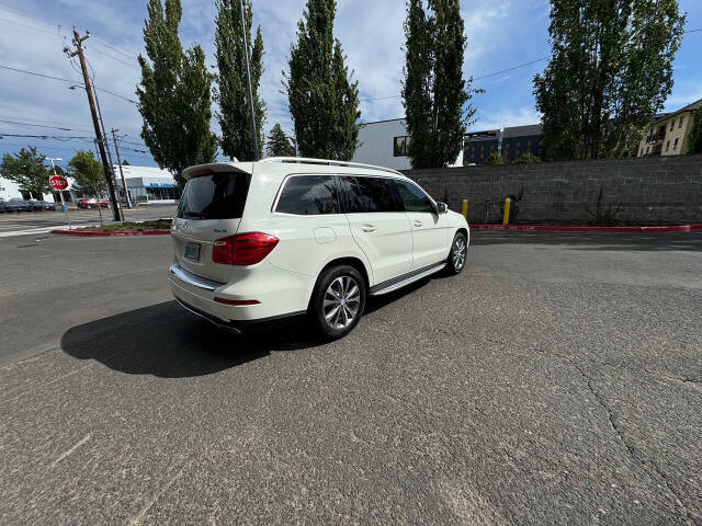 2013 Mercedes-Benz GL-Class for sale at Worldwide Auto in Portland, OR