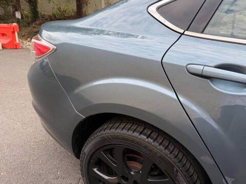 2013 Mazda MAZDA6 i Touring Plus