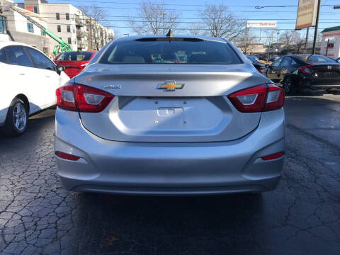 2018 Chevrolet Cruze LS Auto