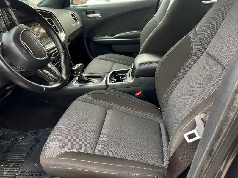 2019 Dodge Charger SXT