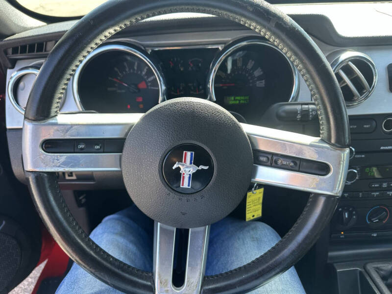 2008 Ford Mustang V6 Deluxe