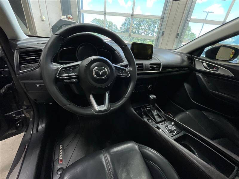 2018 Mazda MAZDA3 Touring