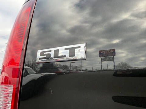 2017 RAM 1500 SLT