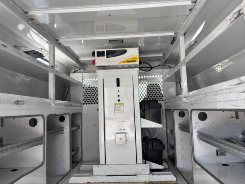 2017 Ford E350 Bucket Van