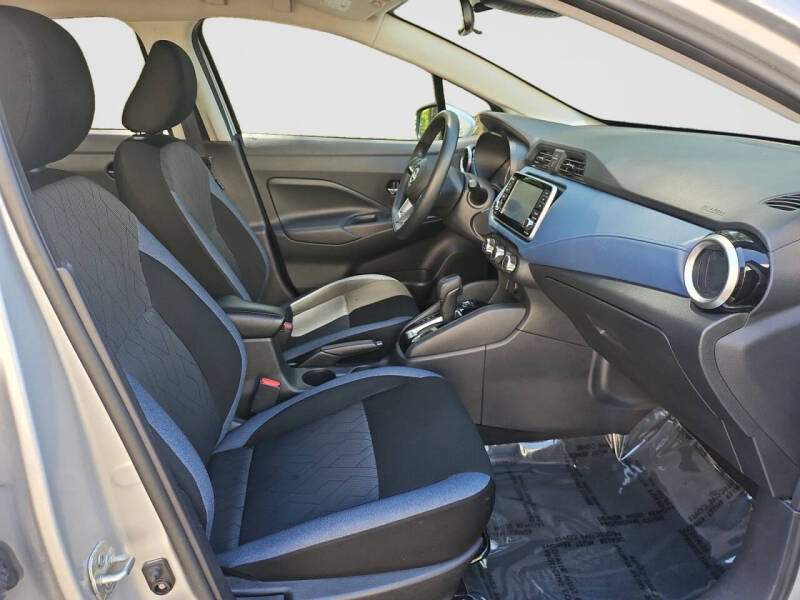 2025 Nissan Versa SV