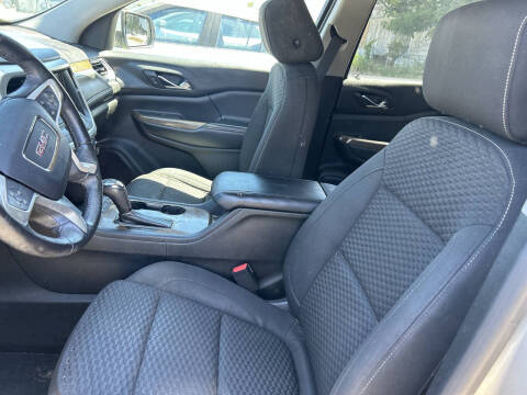 2017 GMC Acadia SLE-1