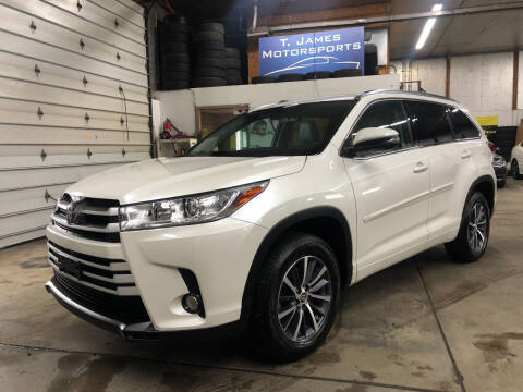 2017 Toyota Highlander for sale at T James Motorsports in Gibsonia PA