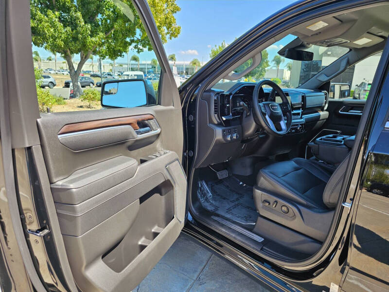 2025 GMC Sierra 1500