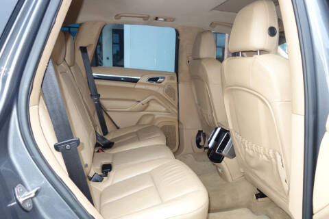 2013 Porsche Cayenne Tiptronic