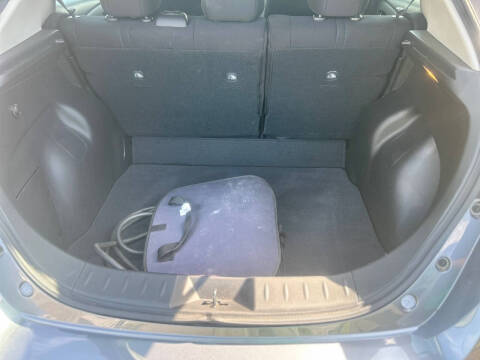 2023 Nissan LEAF S