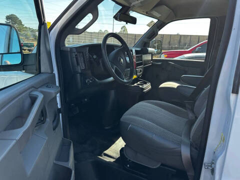 2019 Chevrolet Express 2500