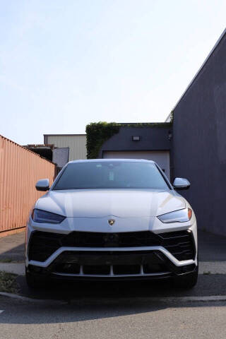 2019 Lamborghini Urus
