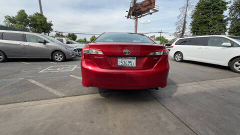 2012 Toyota Camry LE