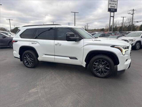 2023 Toyota Sequoia SR5