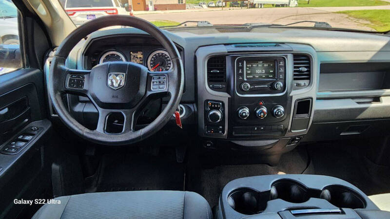 2017 RAM 1500 Express