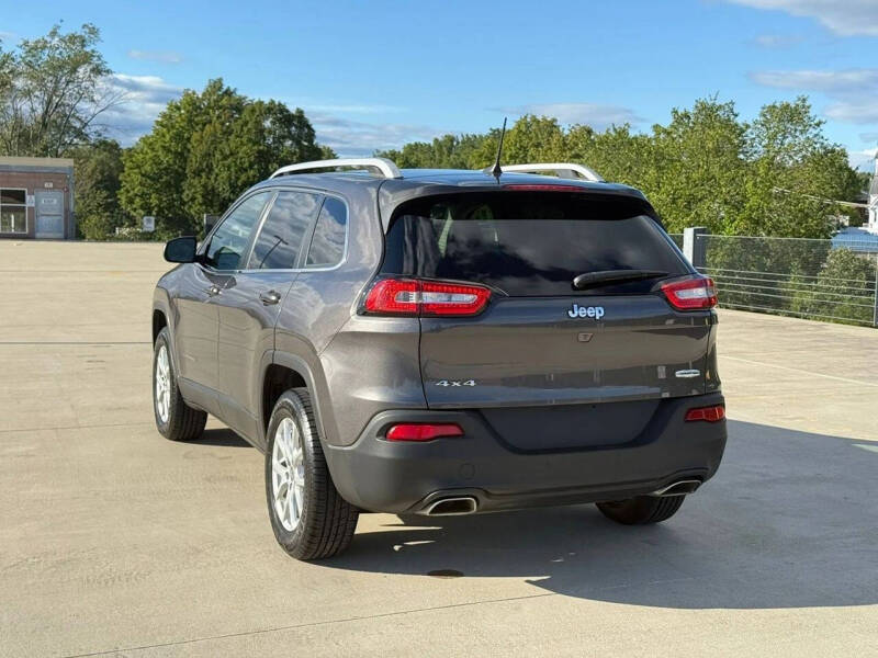 2018 Jeep Cherokee Latitude Plus