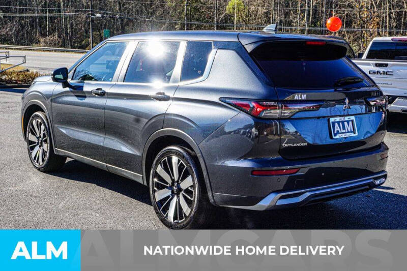 2025 Mitsubishi Outlander SE