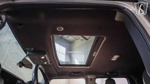 2003 HUMMER H2