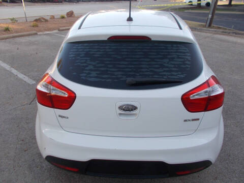 2012 Kia Rio 5-Door EX
