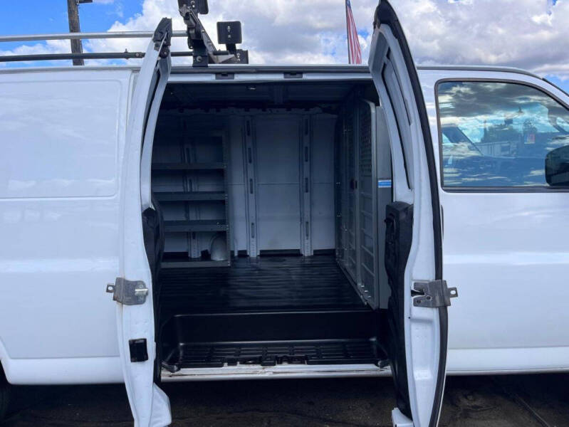 2018 Chevrolet Express 2500