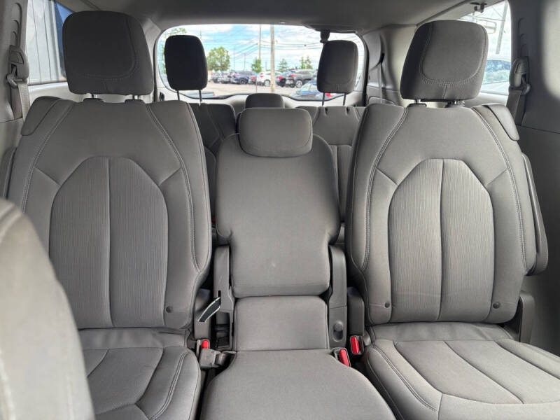 2017 Chrysler Pacifica Touring