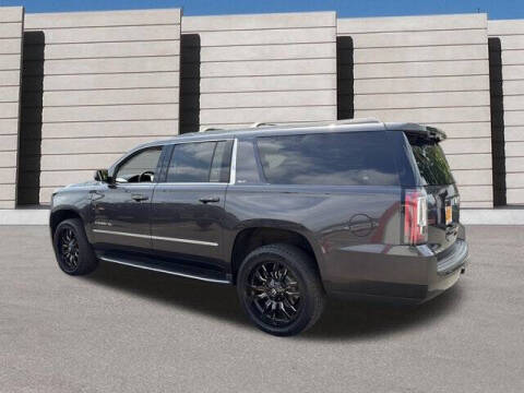 2017 GMC Yukon XL SLT