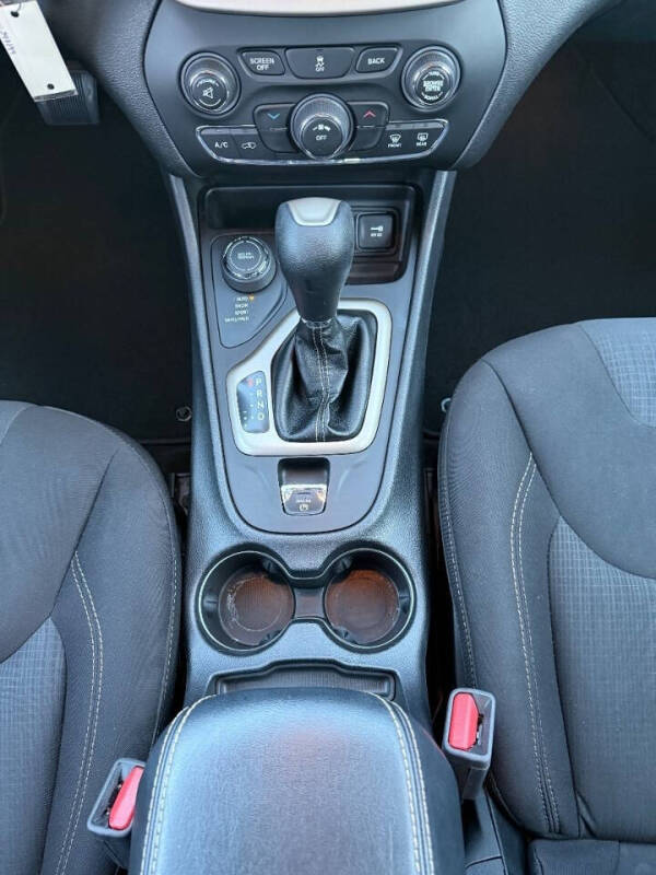 2017 Jeep Cherokee Latitude