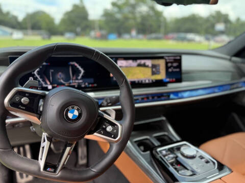 2023 BMW 7 Series 740i