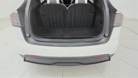 2022 Tesla Model X Plaid