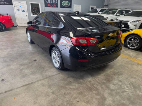 2017 Chevrolet Cruze LT Auto