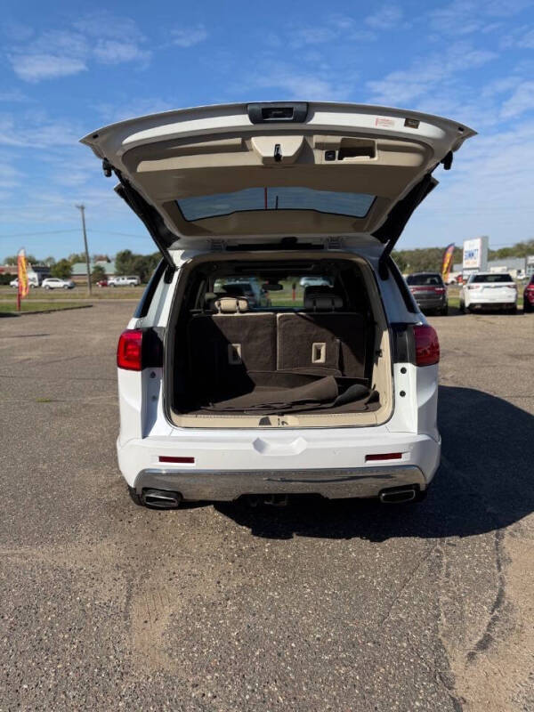 2017 GMC Acadia Denali