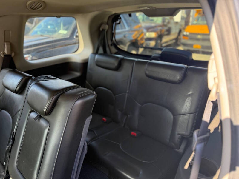 2011 Nissan Pathfinder Silver Edition