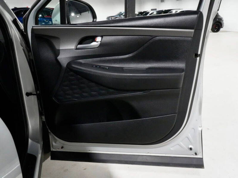 2019 Hyundai Santa Fe SE 2.4L