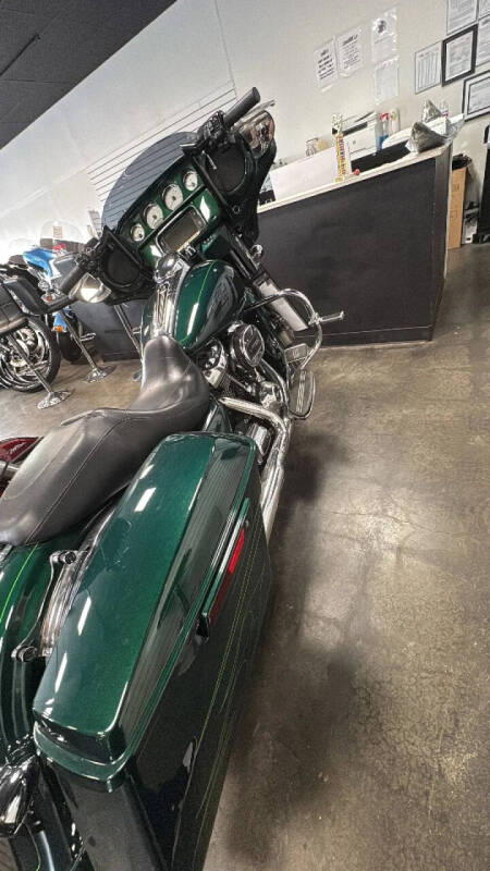 2017 Harley-Davidson Street Glide Special