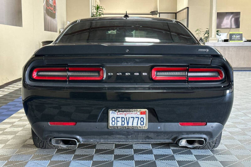 2016 Dodge Challenger