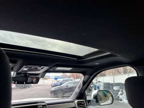 2025 Toyota Sequoia SR5