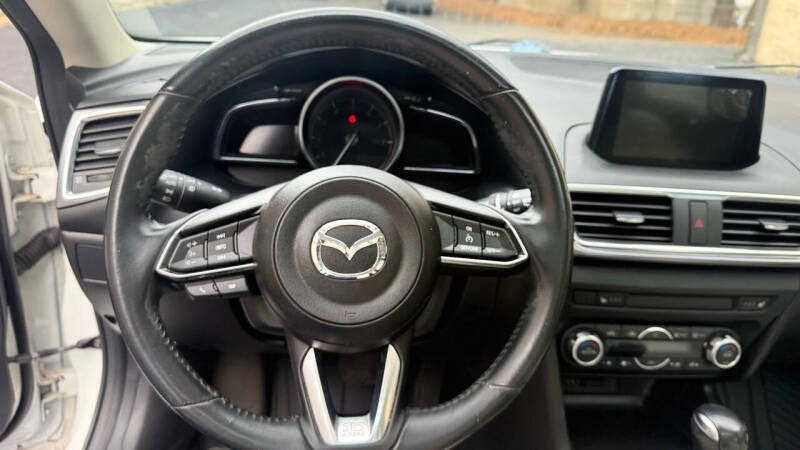 2017 Mazda MAZDA3 Grand Touring