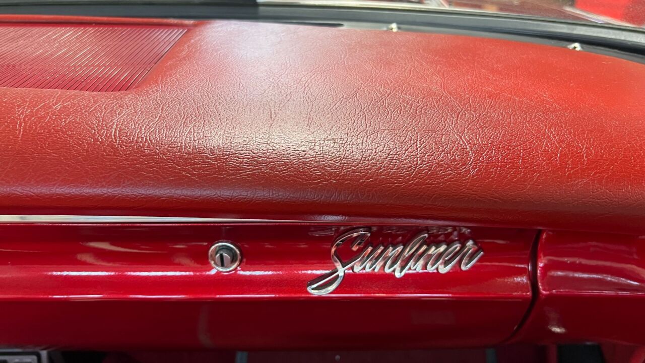 1962 Ford Sunliner 21