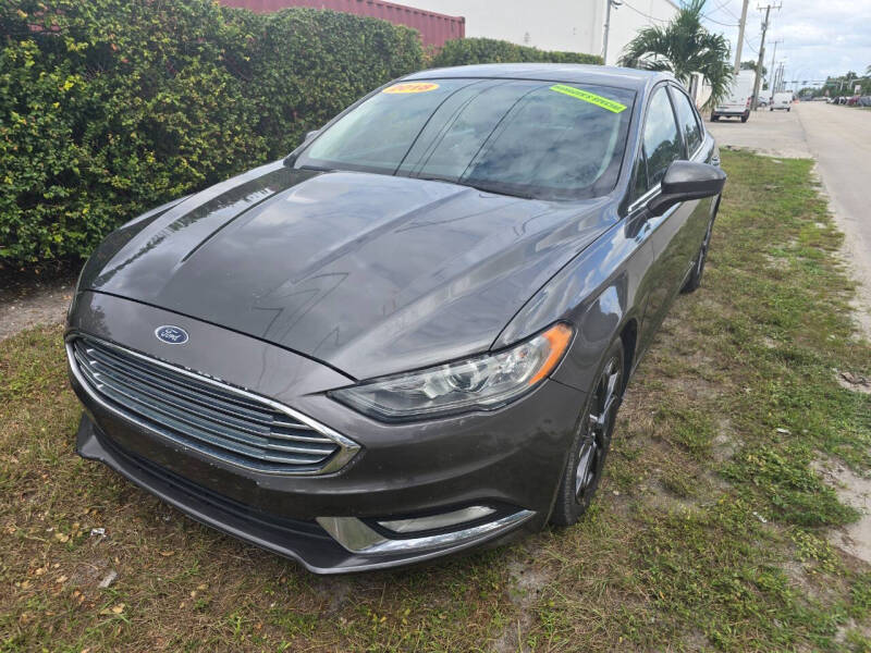 2018 Ford Fusion SE's photo