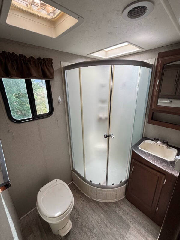 2017 Forest River Coachmen Freedom Express