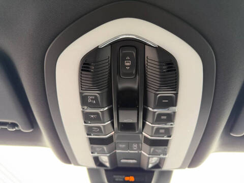 2019 Porsche Macan S