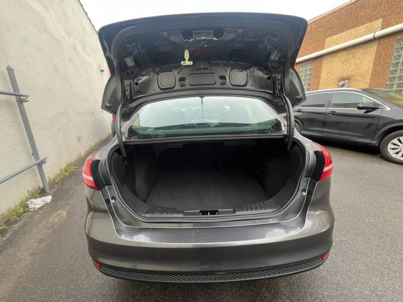 2017 Ford Focus S
