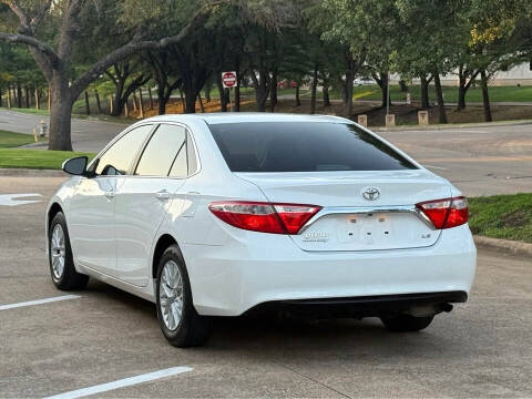 2017 Toyota Camry LE